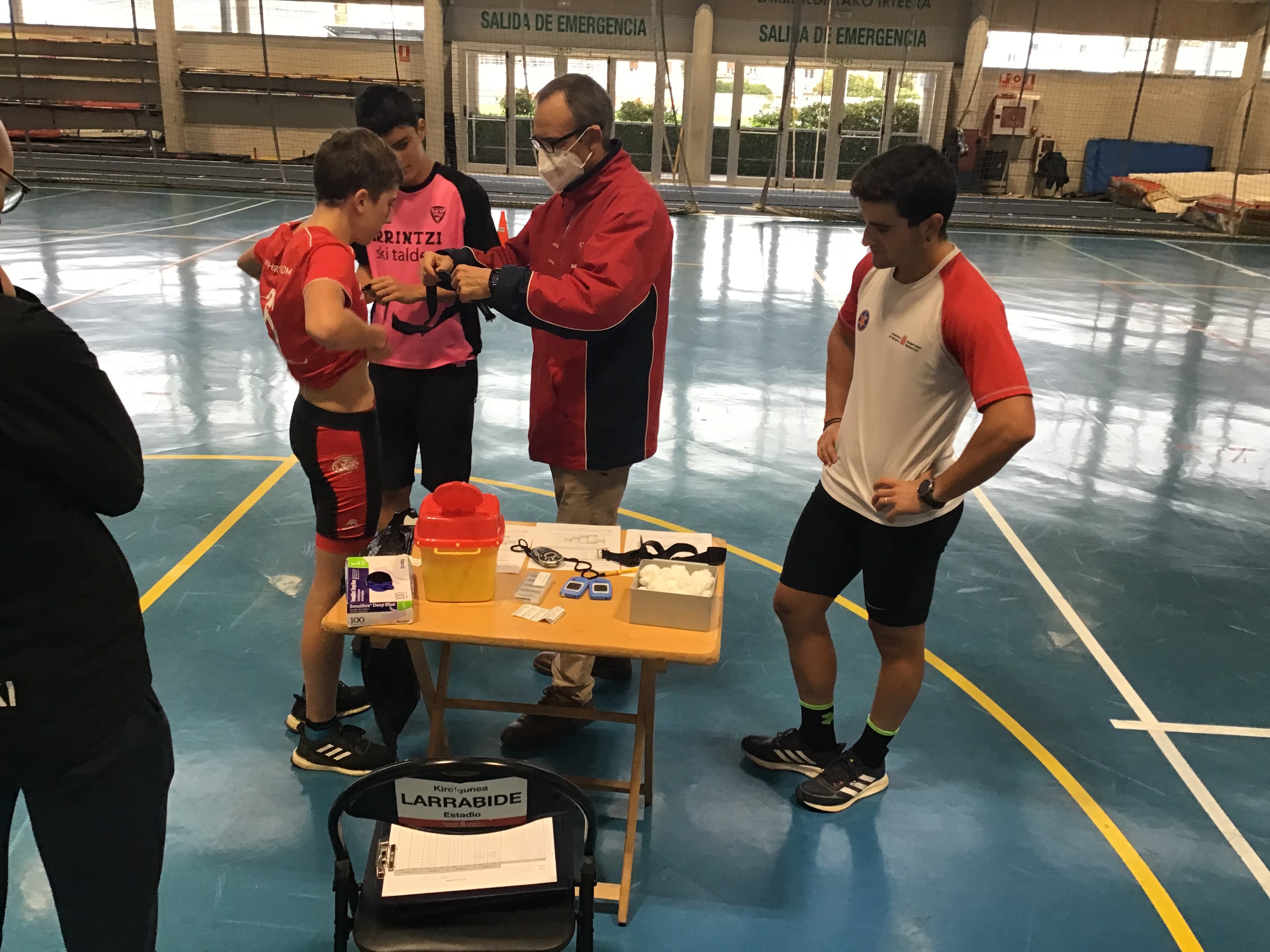 Pruebas físicas en el Grupo de Perfeccionamiento de Esquí de Fondo